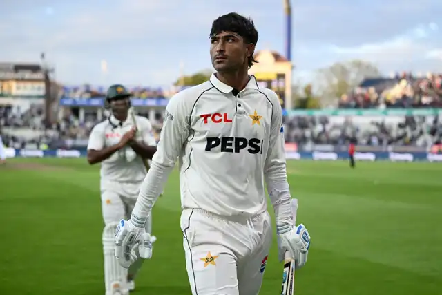 England Pakistan ends in a 3-0 sweep after England were two down in the first over England Pakistan ends in a 3-0 sweep after England were two down in the first over