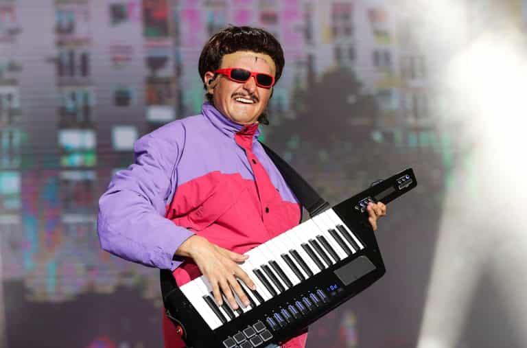 KSI and others pay tribute to Oliver Tree after tragic helicopter crash KSI and others pay tribute to Oliver Tree after tragic helicopter crash