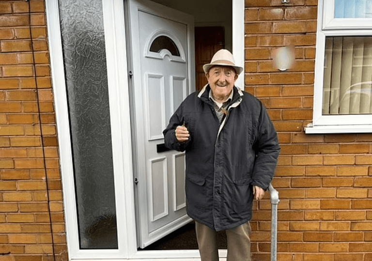 ‘UK’s oldest first-time buyer’ finally gets his own bungalow aged 86 ‘UK’s oldest first-time buyer’ finally gets his own bungalow aged 86