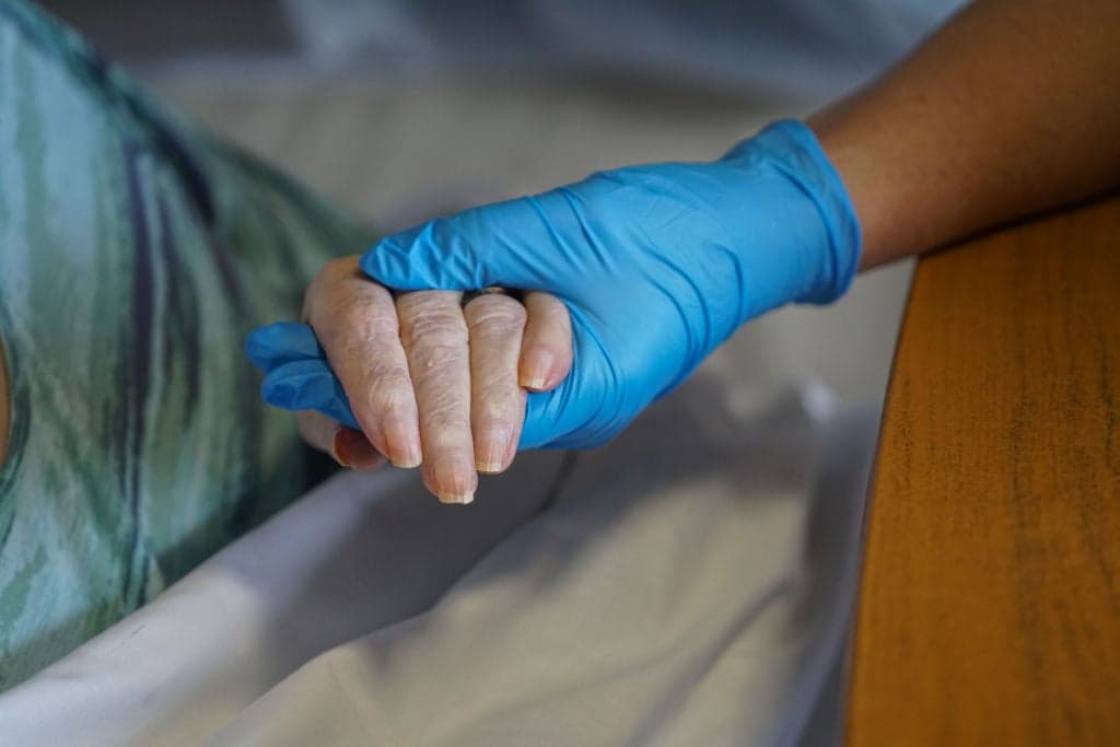 Care worker angry after losing job for refusing the vaccine