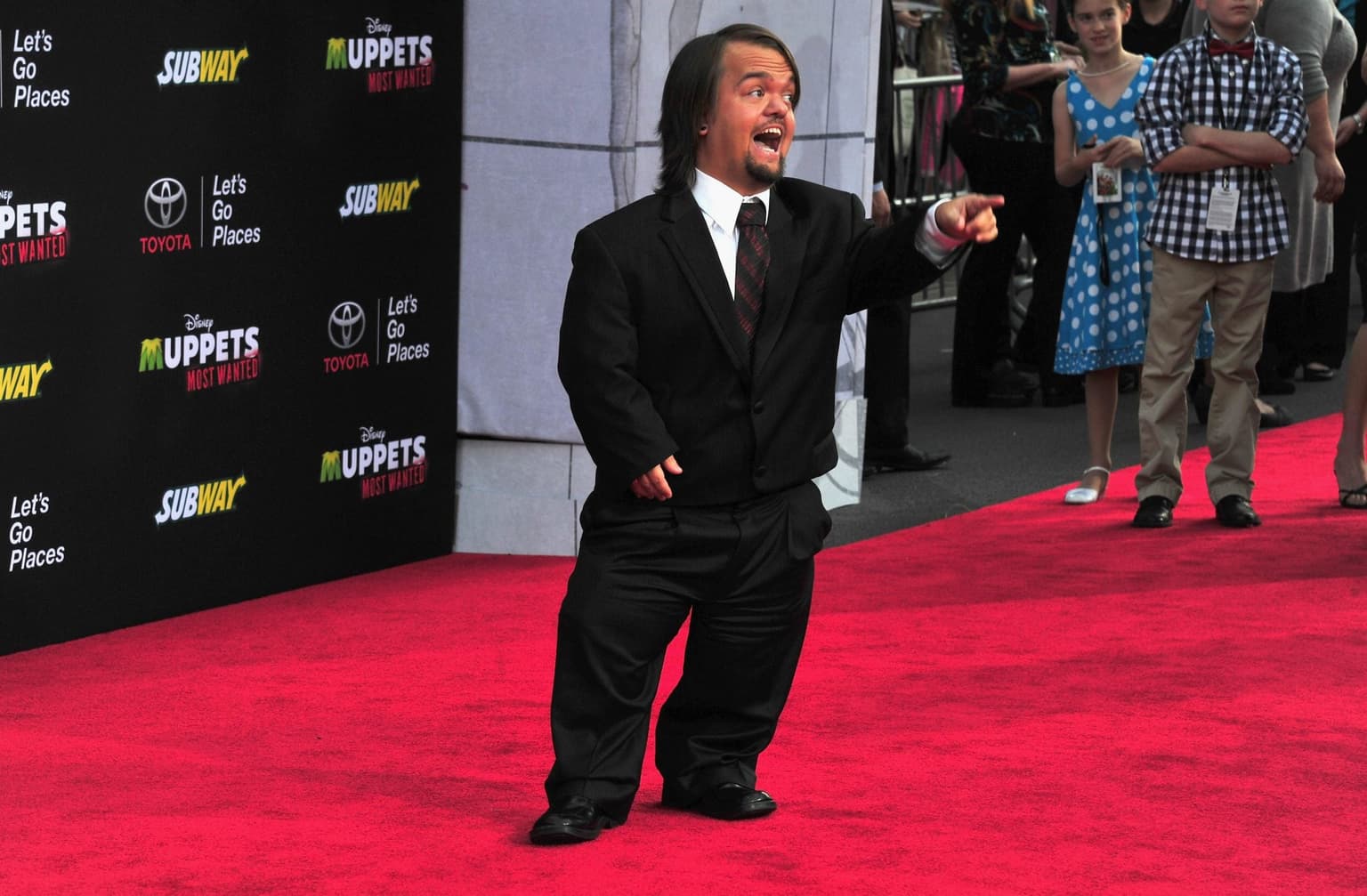 WWE star calls out Peter Dinklage over Snow White dwarfism row