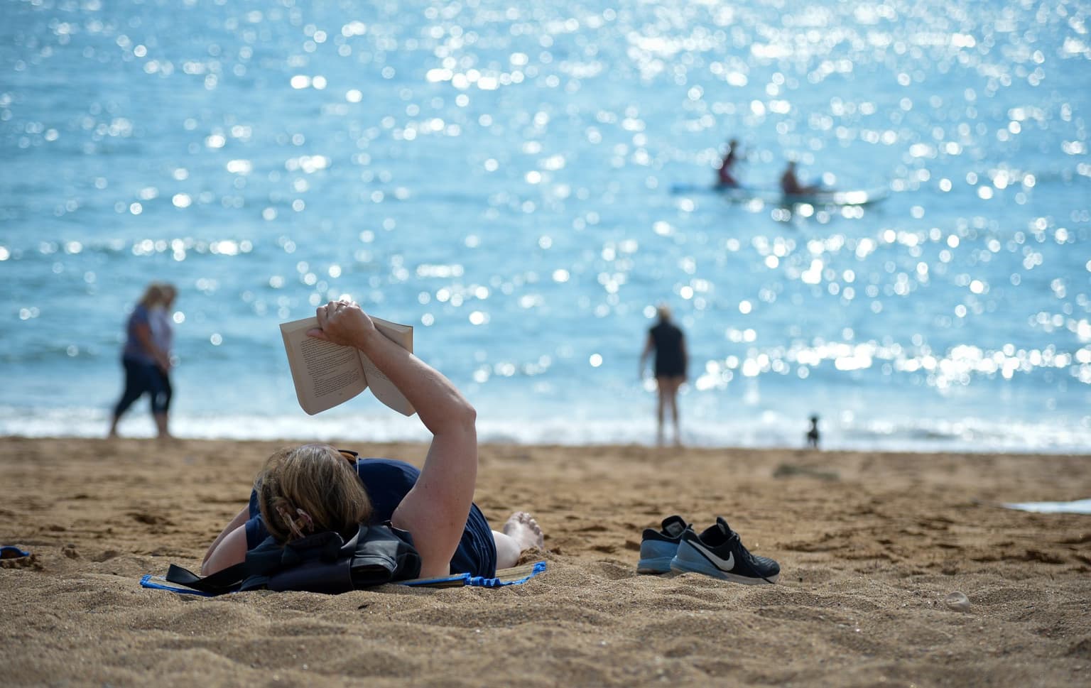 Red extreme heat warning issued for Monday and Tuesday as temperatures could hit 40C