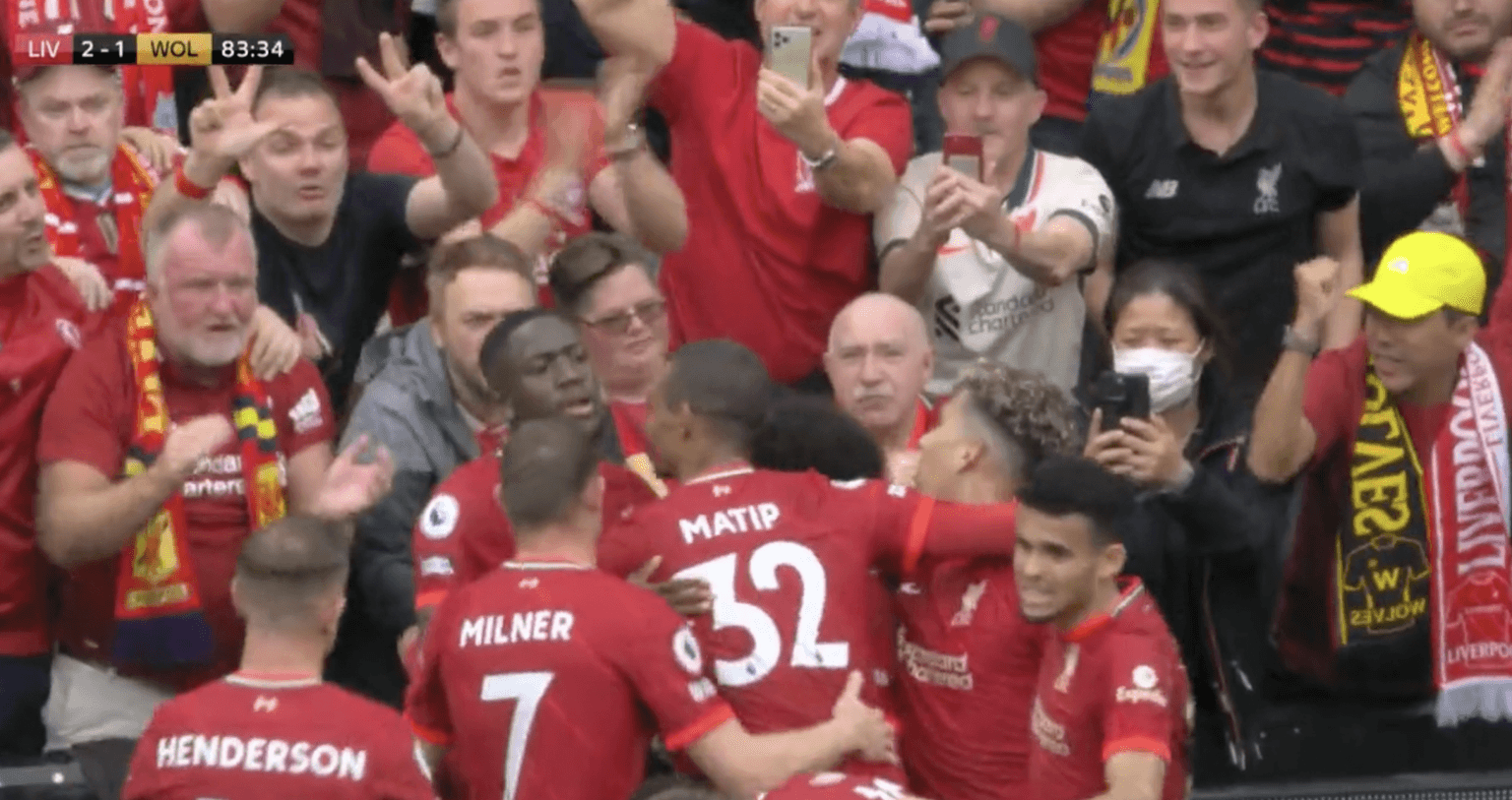 Liverpool fans seen breaking news of City winner to players after Salah goal
