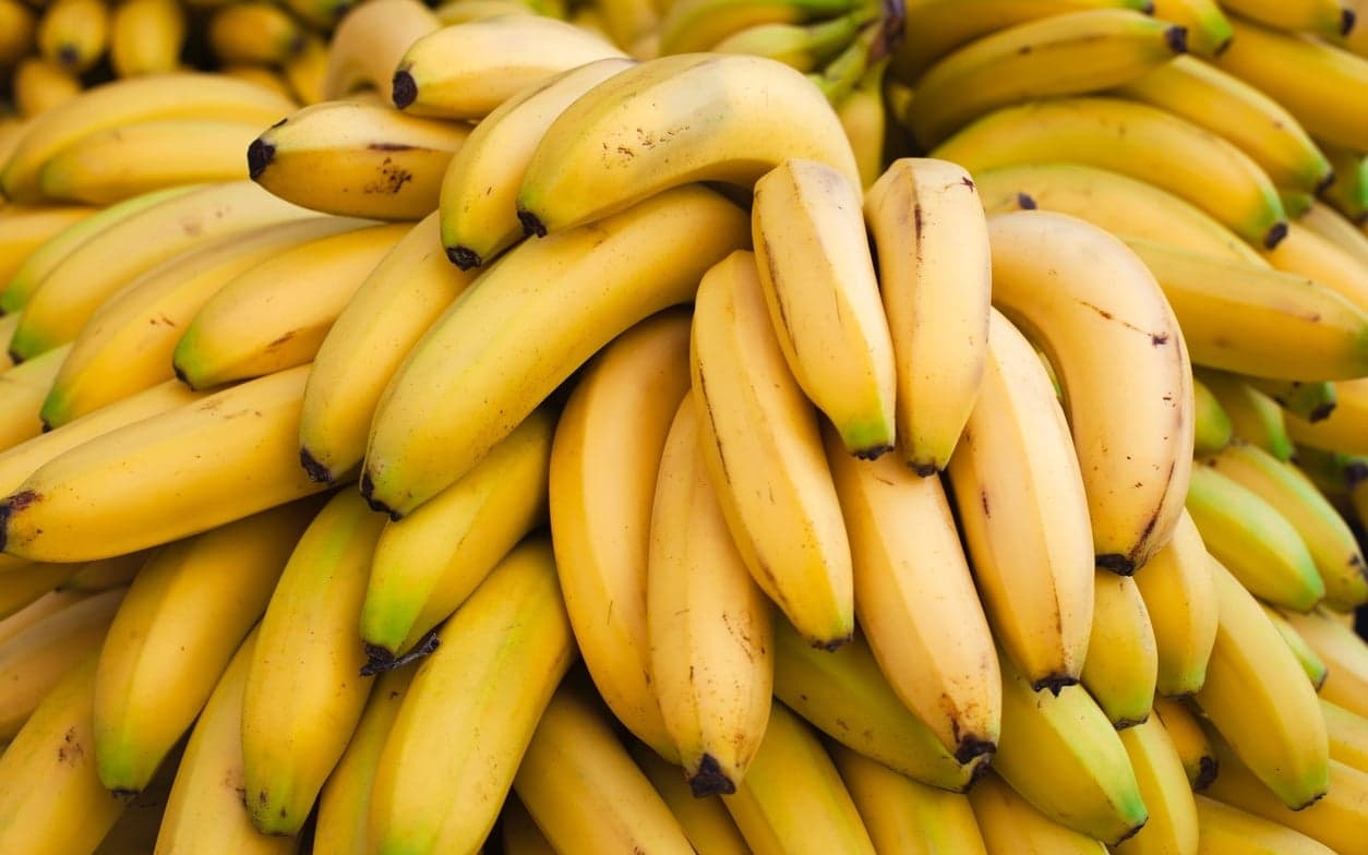 Viral TikTok baker explains why we’ve all been peeling bananas wrong