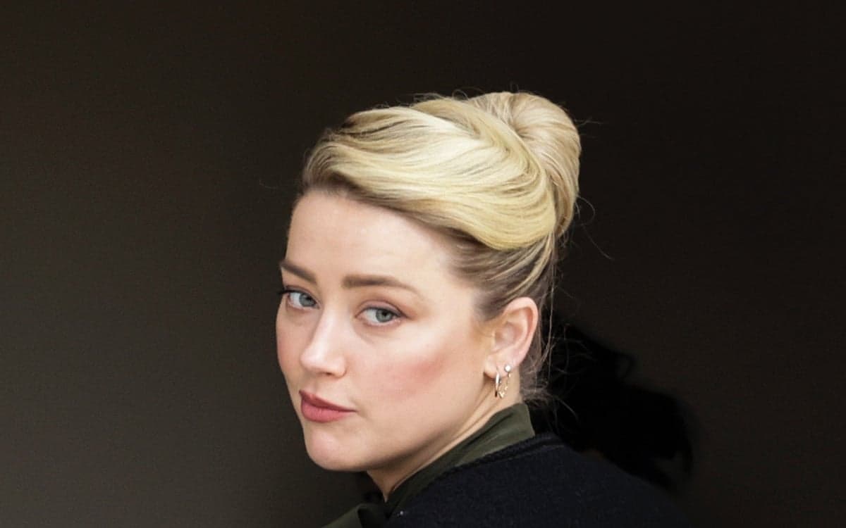 Amber Heard has the most beautiful face in the world, according to scientists