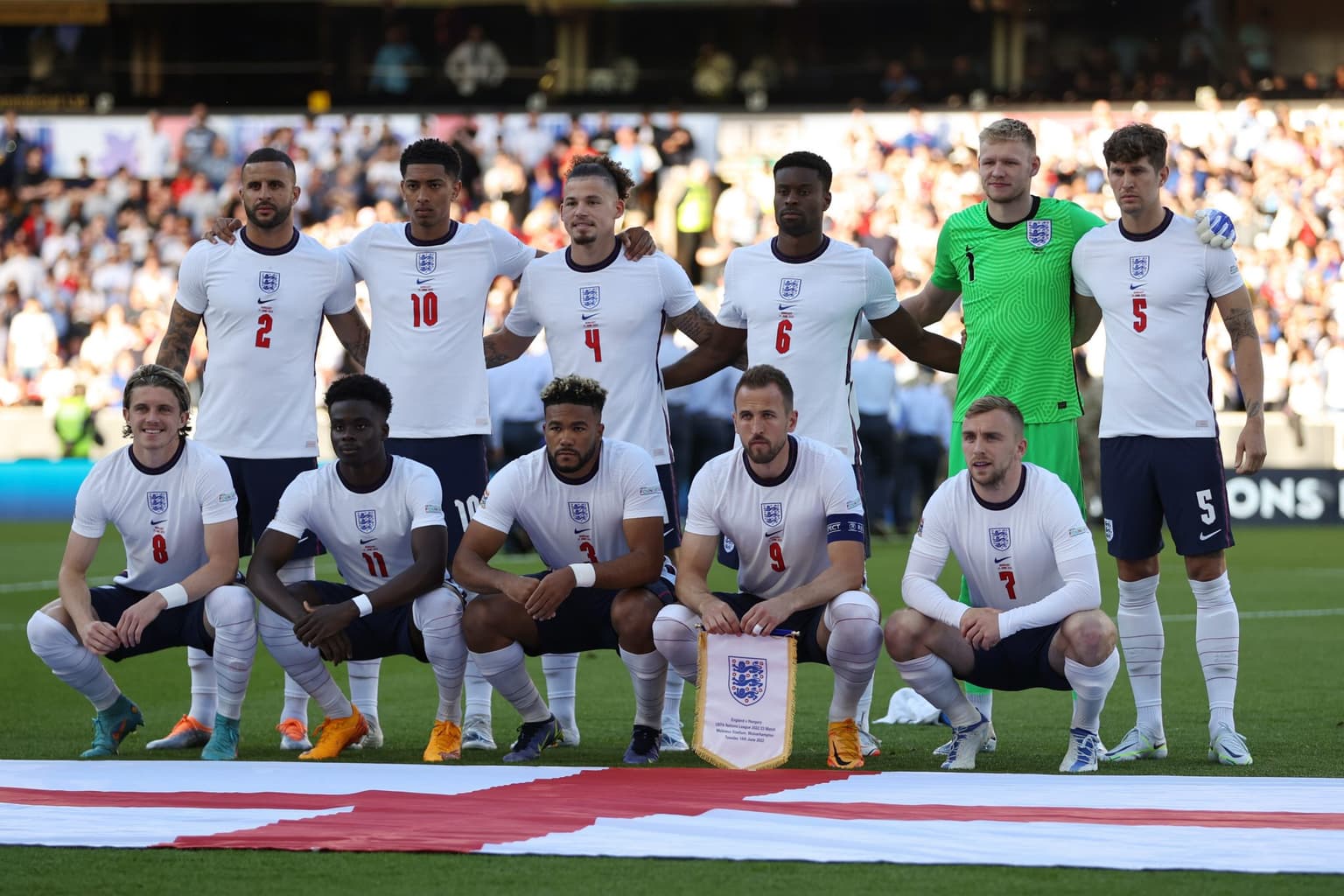 Unvaccinated England players set to avoid covid quarantine at World Cup