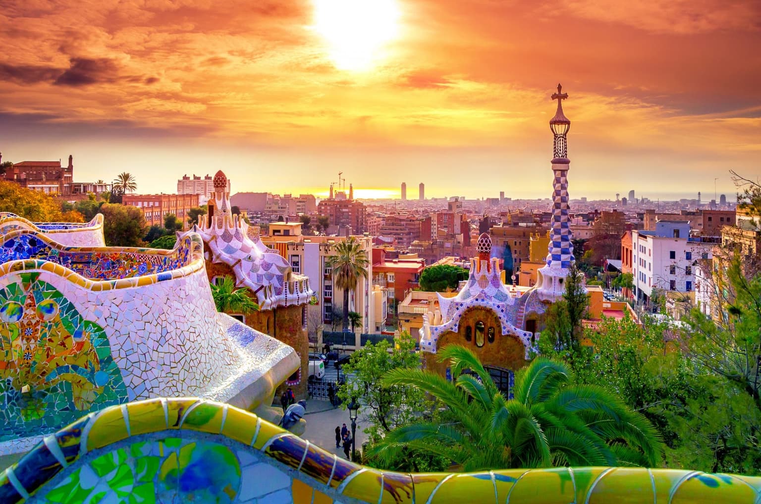 Brits lose it as Spain wants to make tourists prove they can spend £85 a day
