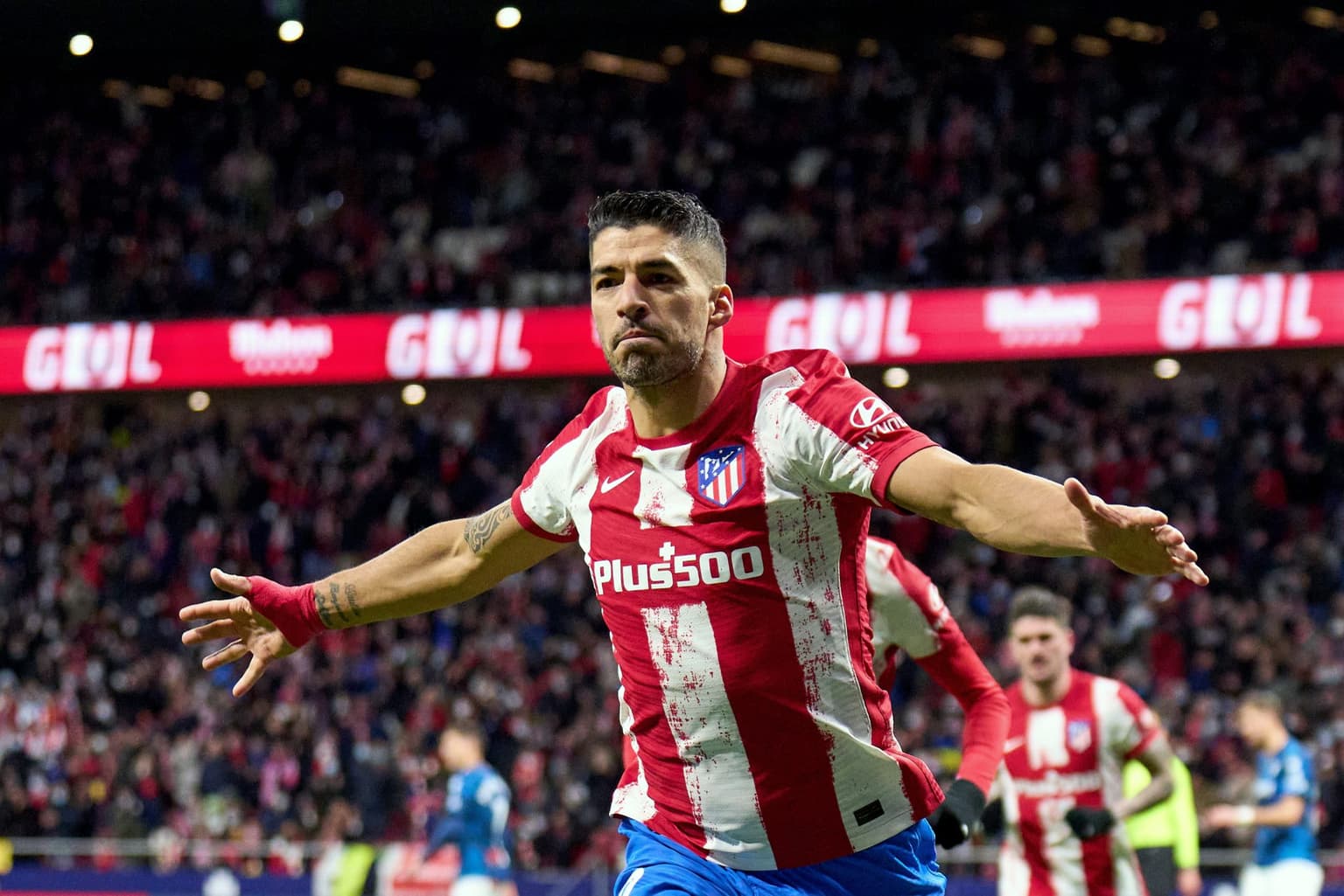 Luis Suárez considering surprise return to former club