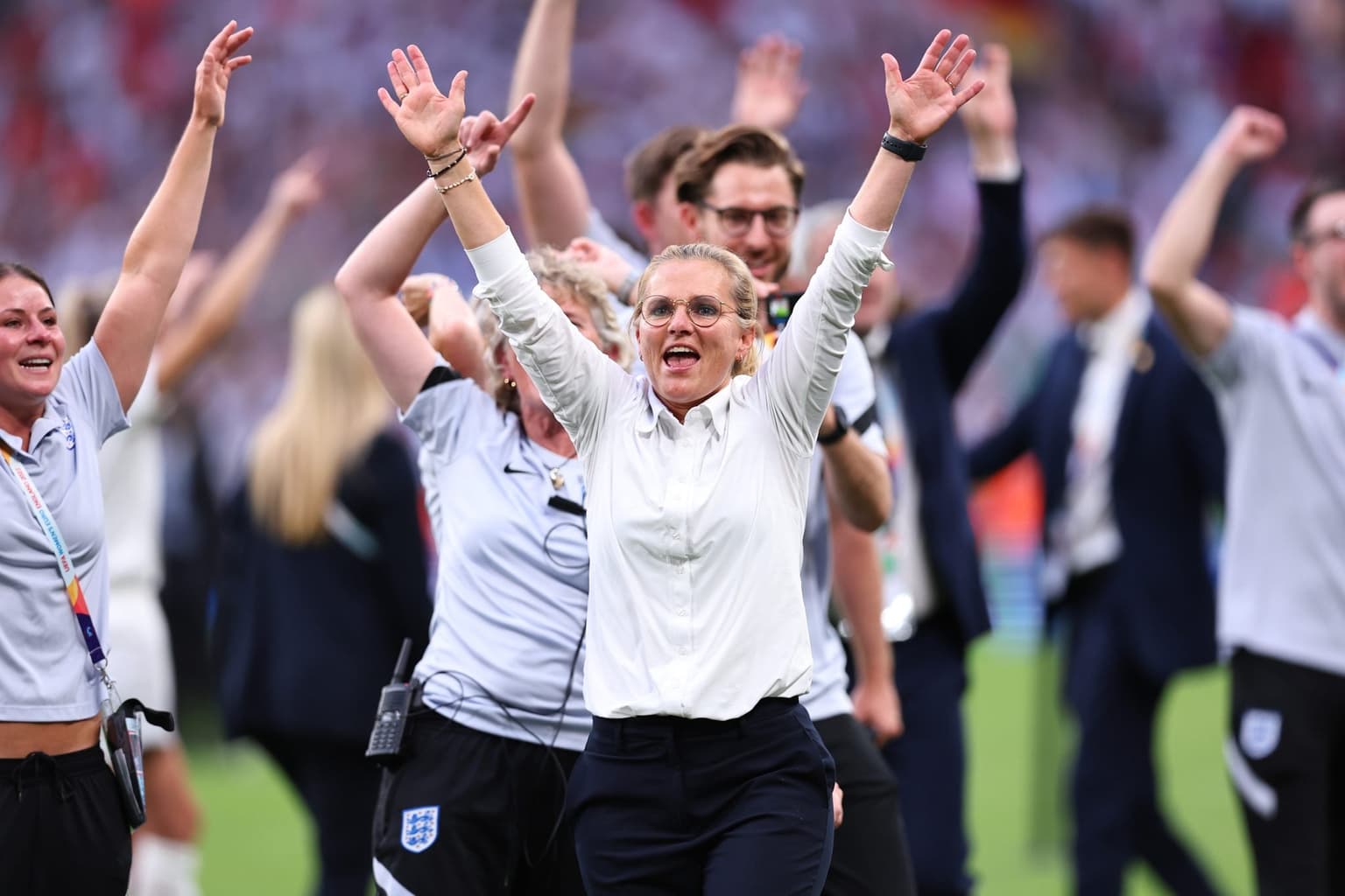 Sarina Wiegman explains why she kissed bracelet during Euro 2022 Final