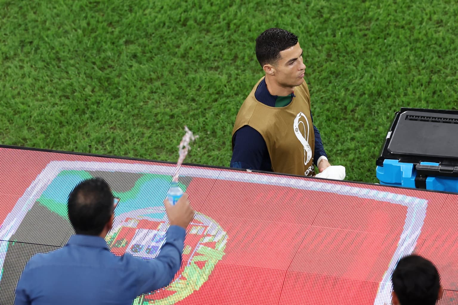 Fan thrown out of stadium for throwing water at Cristiano Ronaldo