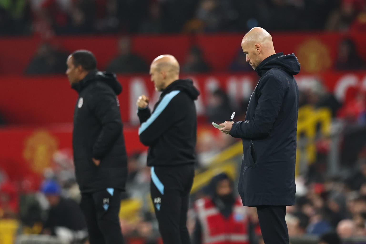 Paul Ince accuses Erik ten Hag of a ‘lack of resepct’