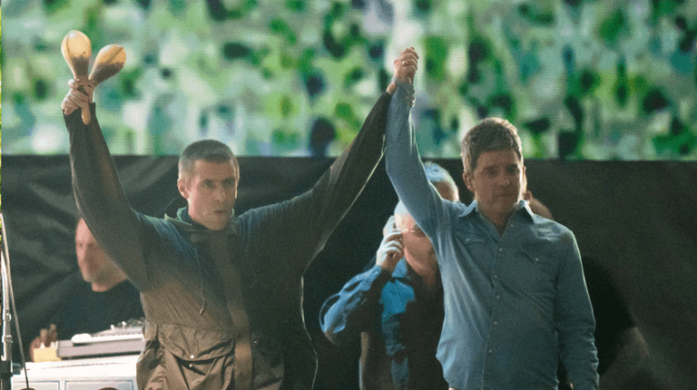 Wembley Stadium investigating claims ‘hundreds of ticketless fans’ snuck into Oasis gig Wembley Stadium investigating claims ‘hundreds of ticketless fans’ snuck into Oasis gig