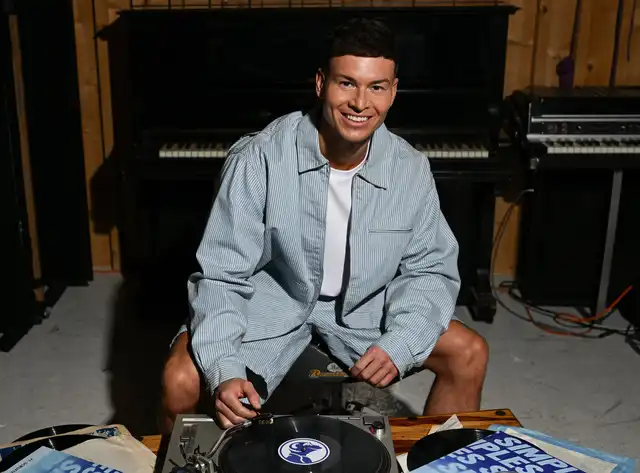 Joel Corry reveals how he turned ‘Simples’ into the anthem of the summer Joel Corry reveals how he turned ‘Simples’ into the anthem of the summer