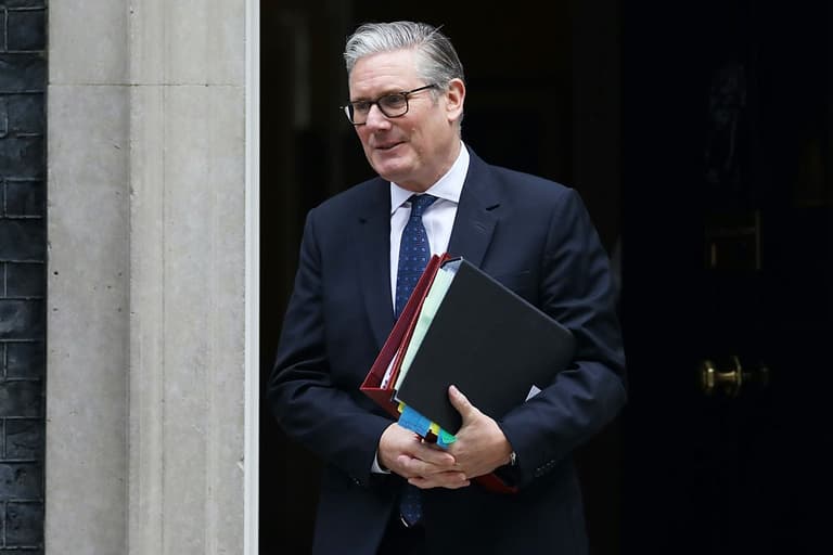 Keir Starmer ‘set to resign tomorrow’ and set out orderly exit Keir Starmer ‘set to resign tomorrow’ and set out orderly exit
