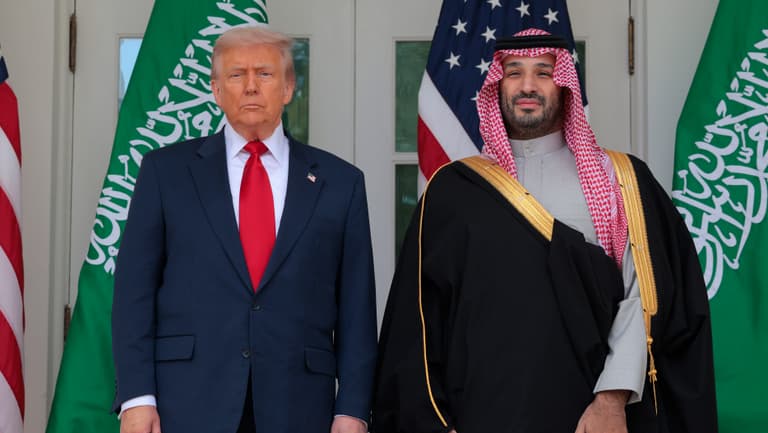 US signs landmark nuclear deal with Saudi Arabia amid arms-race fears US signs landmark nuclear deal with Saudi Arabia amid arms-race fears