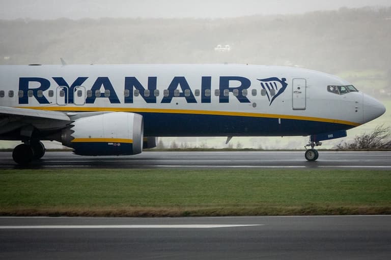 Ryanair flight turns around following ‘possible hijack’ alert by pilot Ryanair flight turns around following ‘possible hijack’ alert by pilot