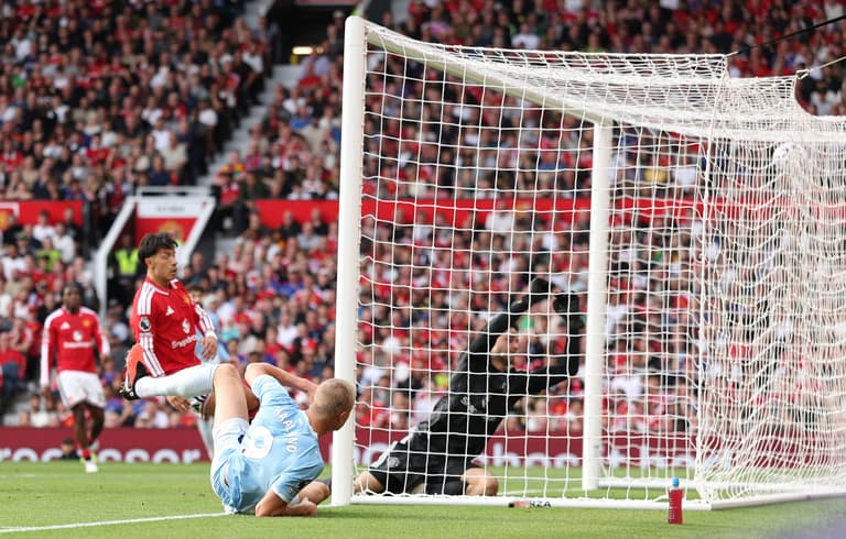 Pro Ref have admitted Haaland’s derby winner should never have stood Pro Ref have admitted Haaland’s derby winner should never have stood