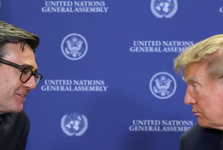 Trump slams ‘terrible’ Chagos deal despite Burnham bond Trump slams ‘terrible’ Chagos deal despite Burnham bond