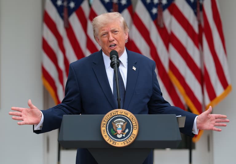Donald Trump ‘to quit within weeks and hand presidency to JD Vance’, according to expert Donald Trump ‘to quit within weeks and hand presidency to JD Vance’, according to expert
