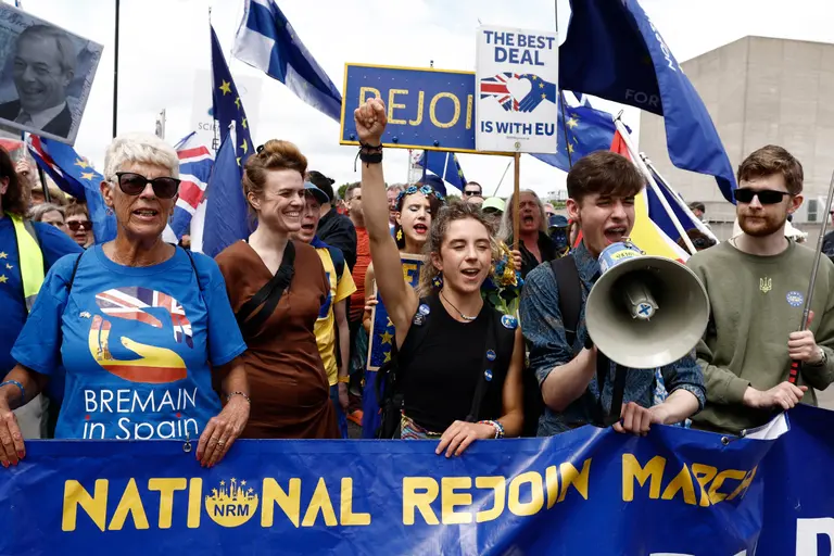 Rejoining EU could boost UK economy by £150bn – Goldman Sachs Rejoining EU could boost UK economy by £150bn – Goldman Sachs