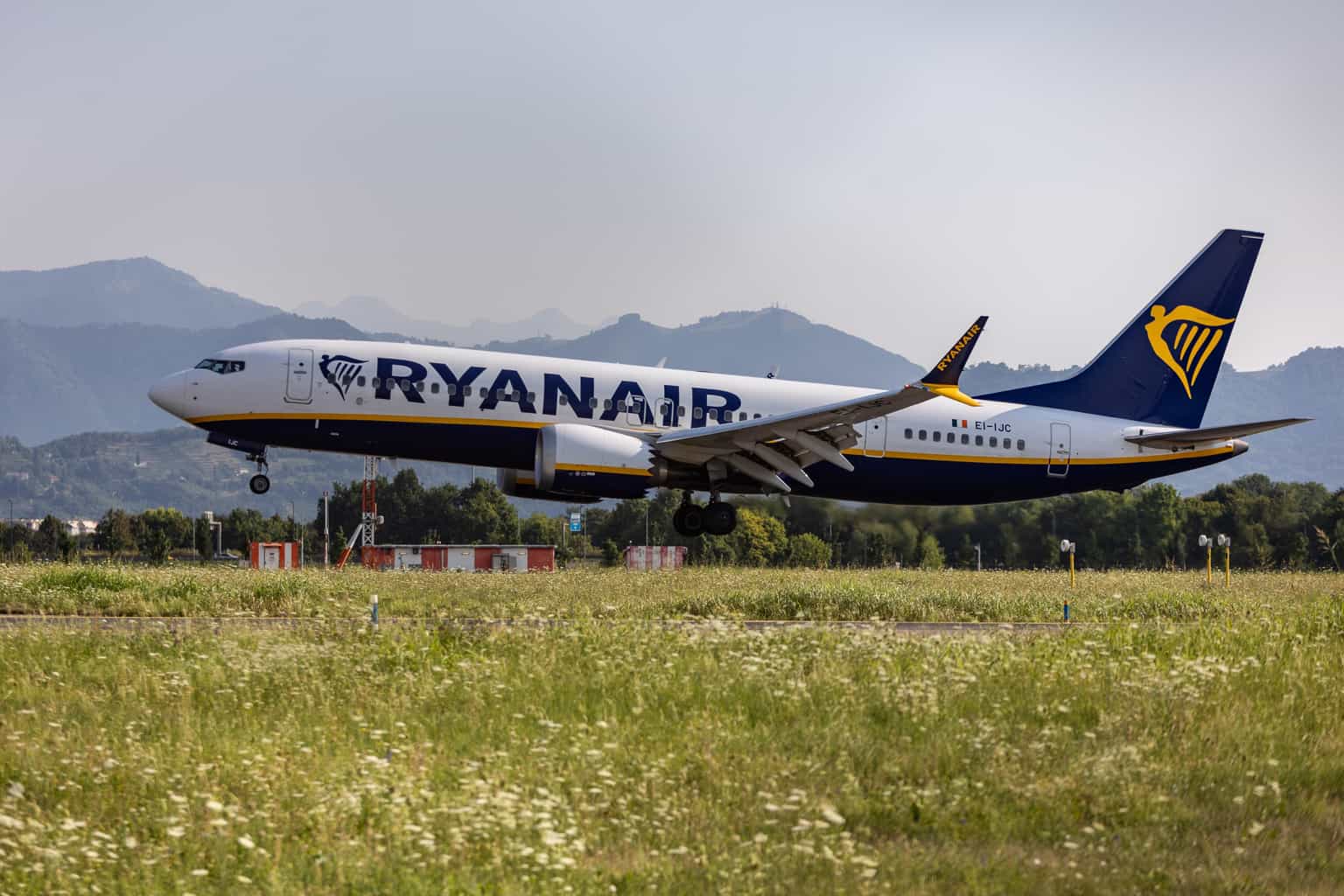 Ryanair CEO Michael O’Leary predicts ‘biggest increase in air fares in history’ next year Ryanair CEO Michael O’Leary predicts ‘biggest increase in air fares in history’ next year