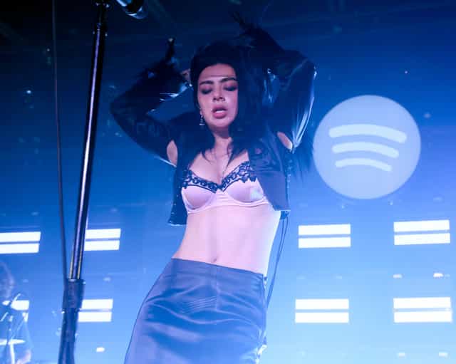 Charli XCX cancels show after losing voice on US tour Charli XCX cancels show after losing voice on US tour