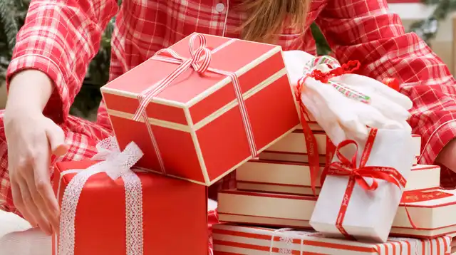 Win a Dyson, Vivienne Westwood pendant or £500 Harrods gift card with this £8.99 mystery deal Win a Dyson, Vivienne Westwood pendant or £500 Harrods gift card with this £8.99 mystery deal