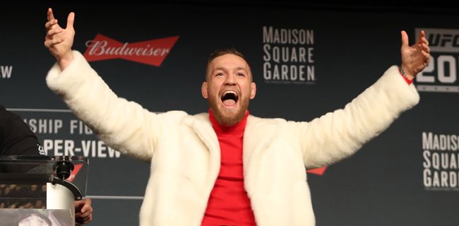 Chael Sonnen Makes Absolutely Outlandish Claim About Conor Mcgregor Vs Floyd Mayweather Uk 