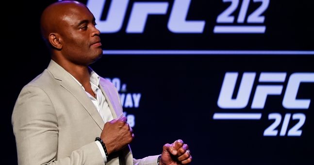 Anderson Silva Thought His Career Was Over, Intends to Fulfill 10-Fight  Contract