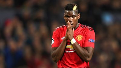 225 Pogba Shirt Stock Photos, High-Res Pictures, and Images - Getty Images