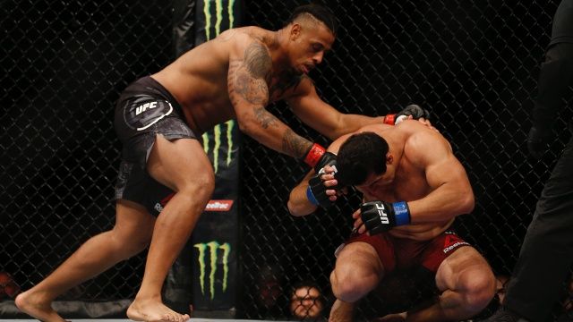 Greg Hardy makes UFC debut, gets disqualified minutes later for