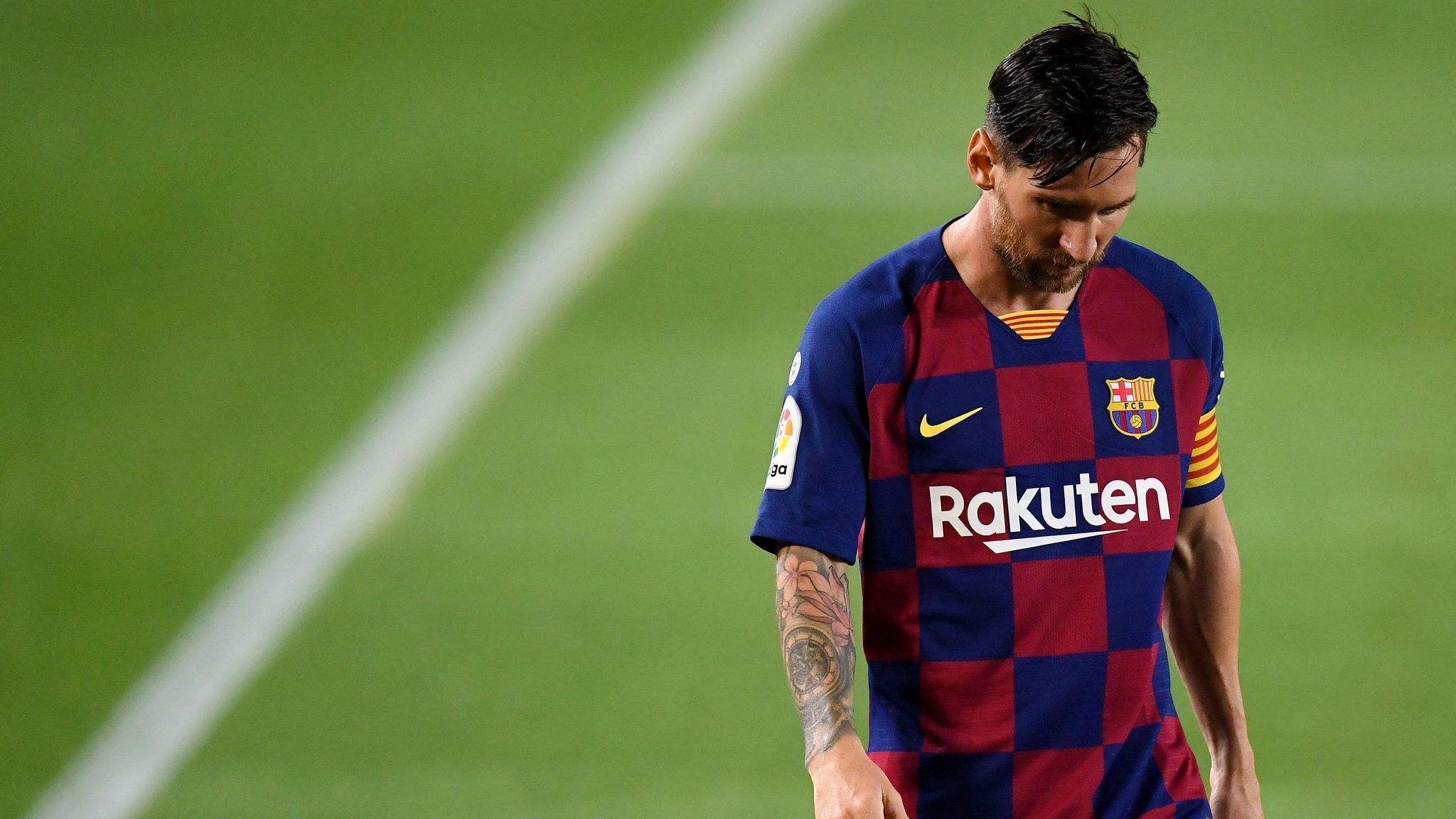 Messi will stay with Barcelona despite wanting to leave