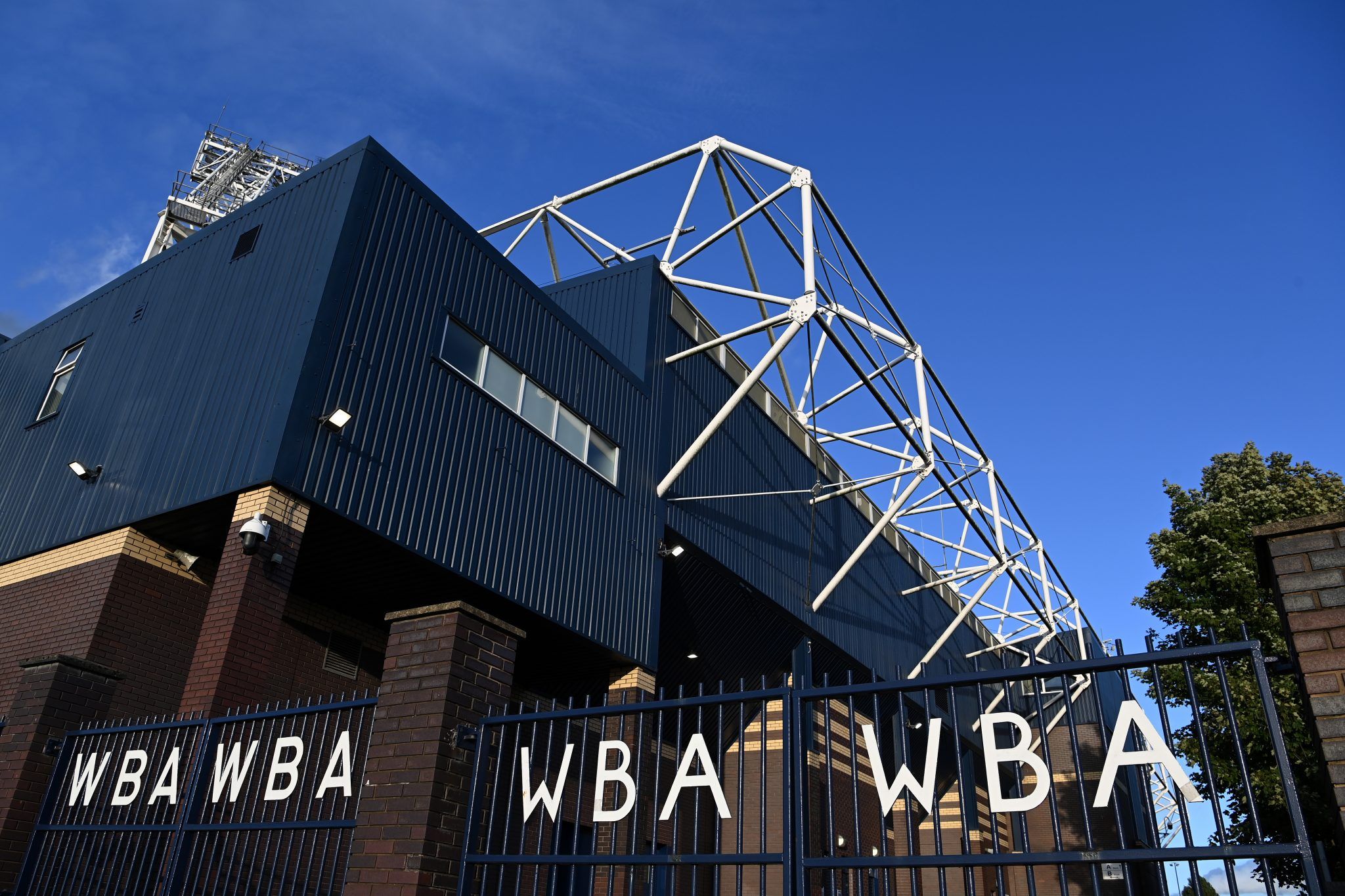 Medical emergencies delay West Brom vs Bristol City kick off and