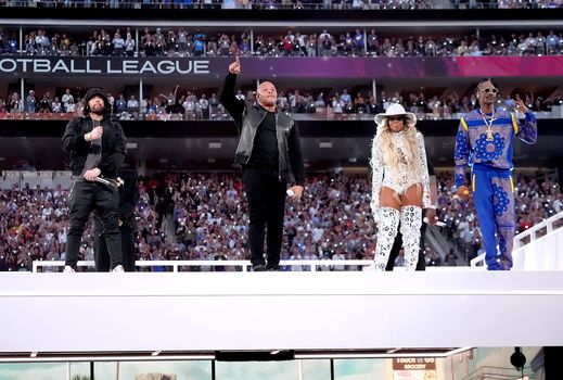 2022 Super Bowl: Best Halftime Show Ever? 