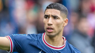 PSG's Achraf Hakimi booed by Maccabi Haifa fans having previously