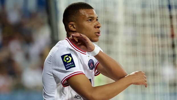 Kylian Mbappe transfer latest: Real Madrid eye alternative