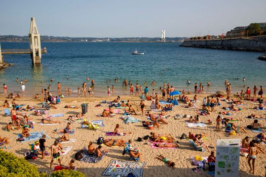 French Bare Beach - Brits could face huge fine for weeing in the sea in Spain