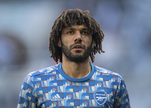 Mohamed Elneny 'signs new Arsenal contract with option to extend