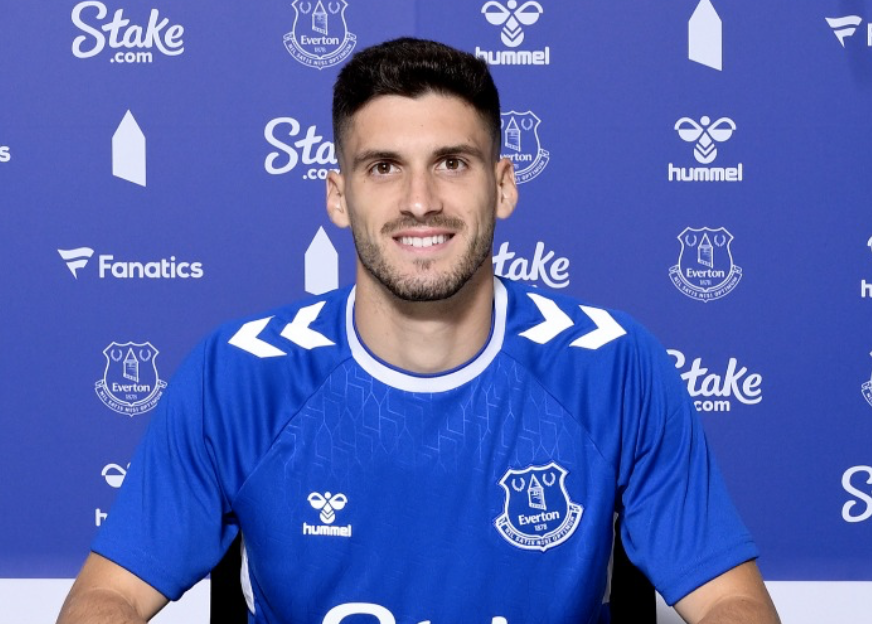 Everton unveil 2022-23 home kit - BBC Sport