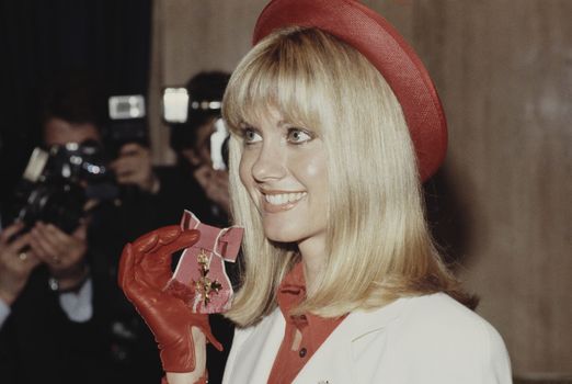 Olivia Newton John Dies Aged 73