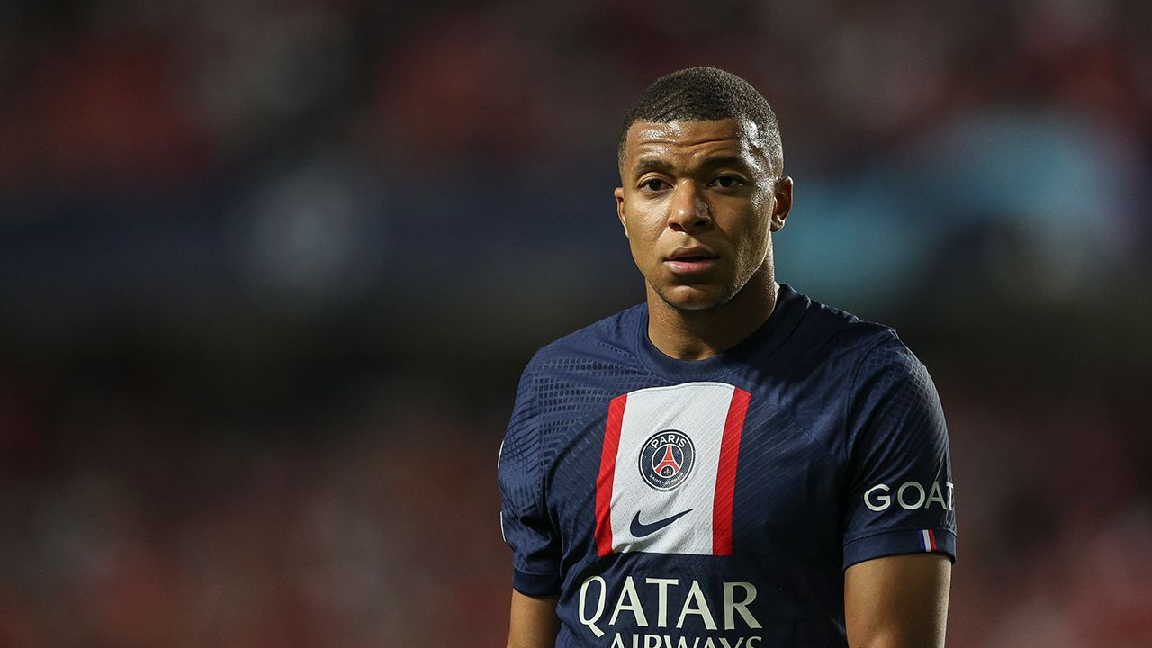 Kylian Mbappe deletes #pivotgang Instagram post after PSG draw