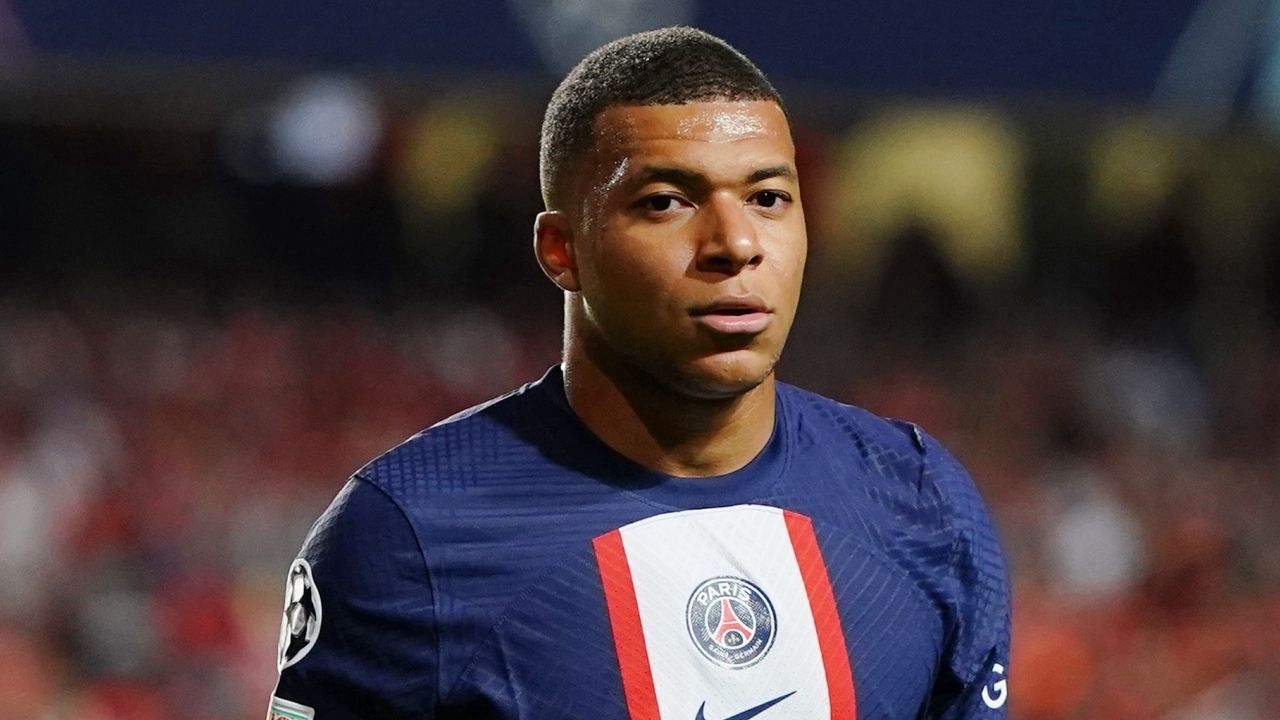 World Cup: Kylian Mbappe offers heartwarming gesture to PSG team