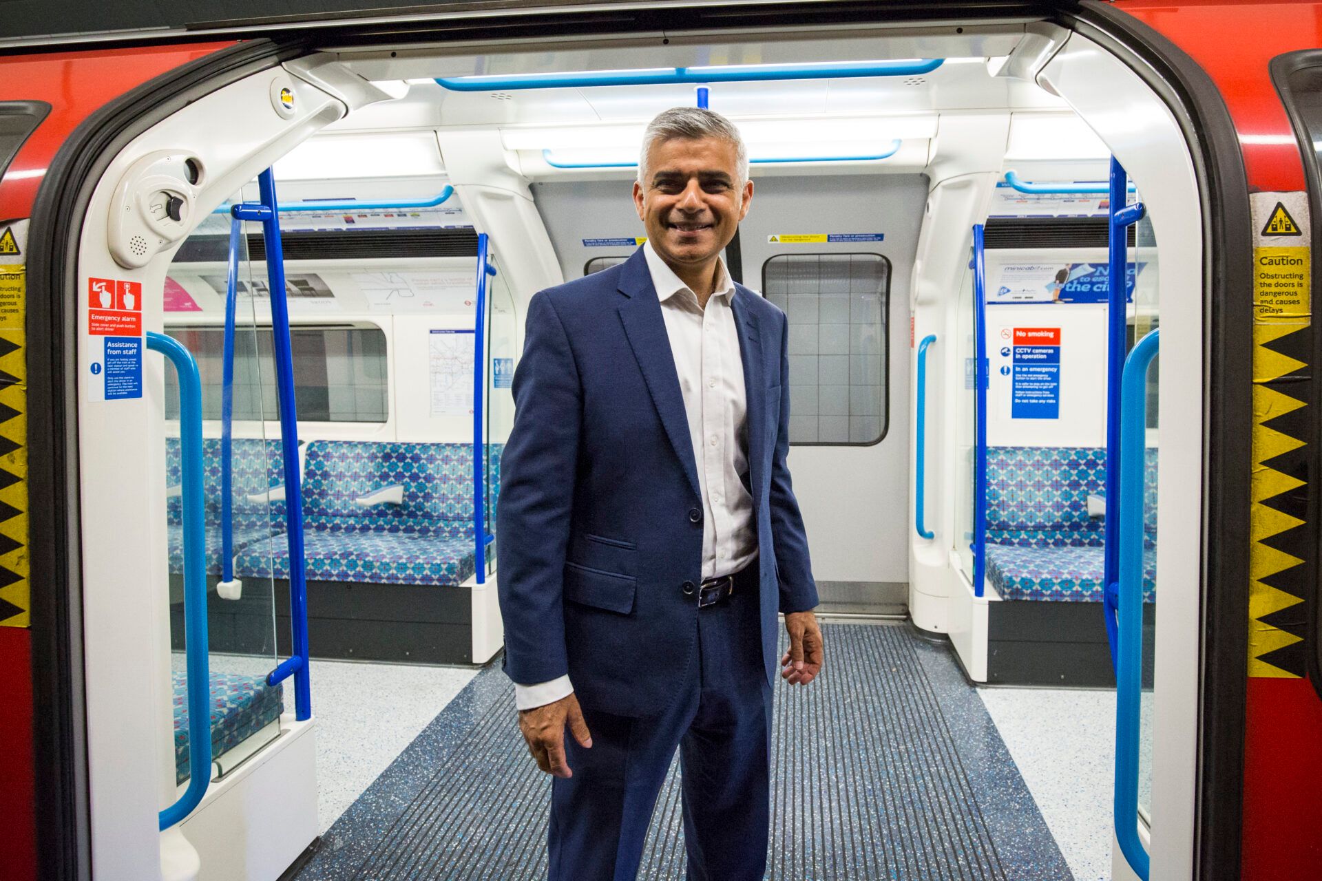 London mayor Sadiq Khan 'to receive knighthood' on New Year Honours List